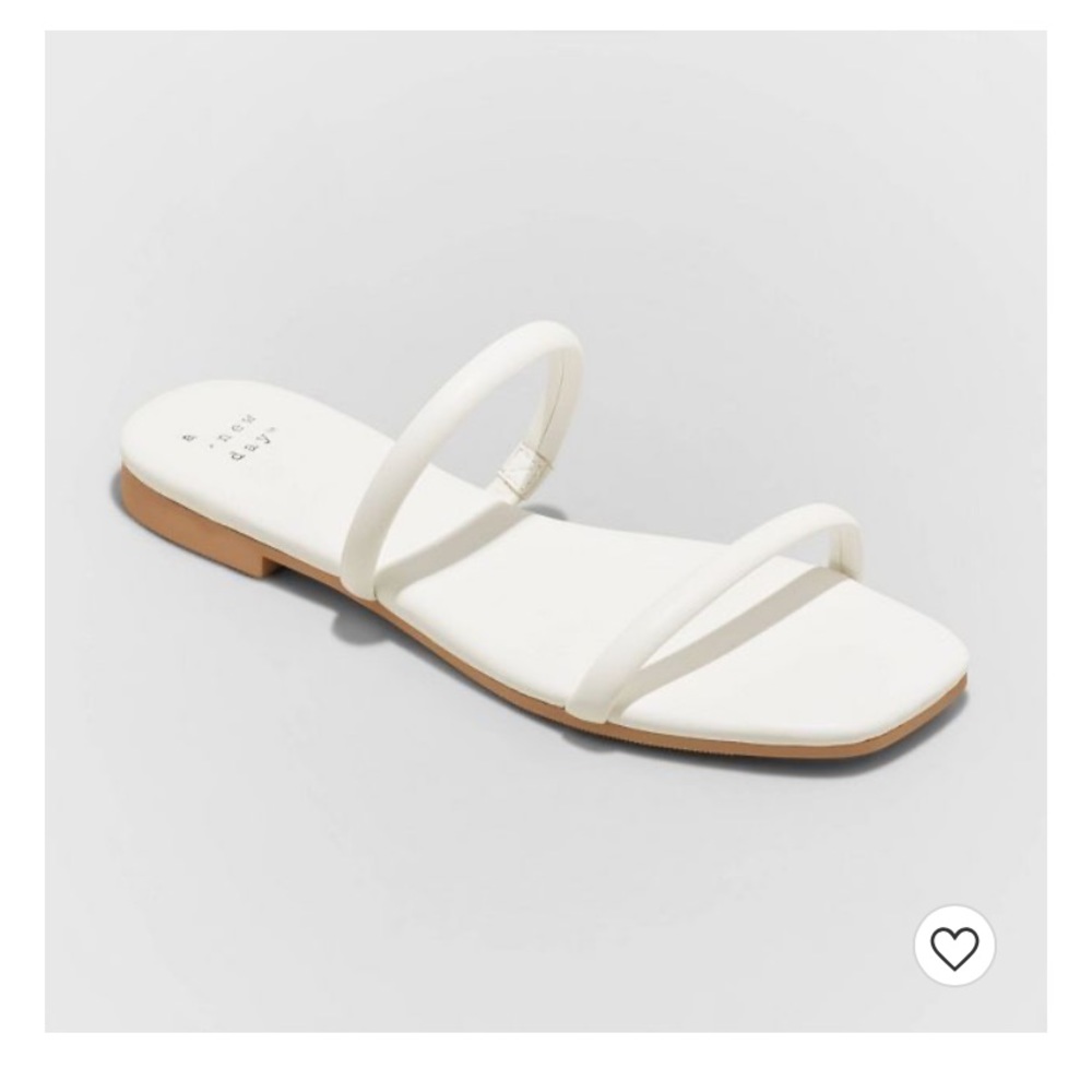 A New Day women’s sandal size 8.5 - white